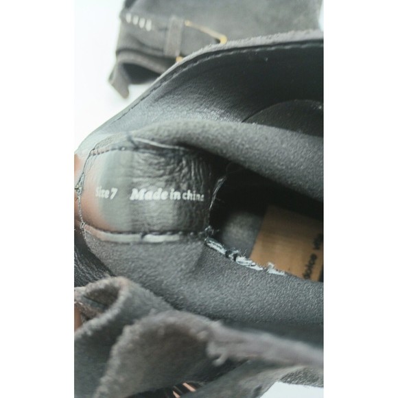 Dolce Vita Gray Soft Suede Flat Ankle Booties Double Buckle Slouchy Boots 7 EUC - Picture 8 of 10